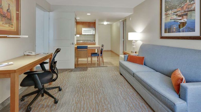 <b>Homewood Suites San Diego-Del Mar Room</b>. Images powered by <a href="https://iceportal.shijigroup.com/" title="IcePortal" target="_blank">IcePortal</a>.
