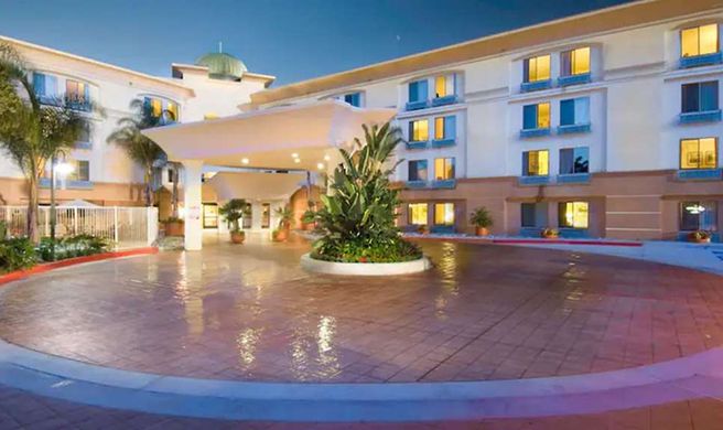 Hampton Inn San Diego/Del Mar Exterior