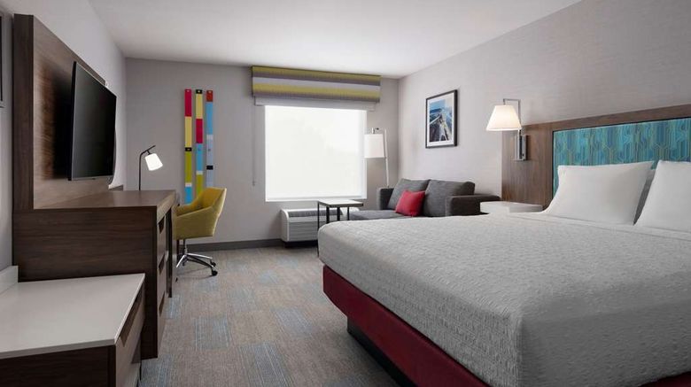 <b>Hampton Inn San Diego/Del Mar Room</b>. Images powered by <a href="https://iceportal.shijigroup.com/" title="IcePortal" target="_blank">IcePortal</a>.