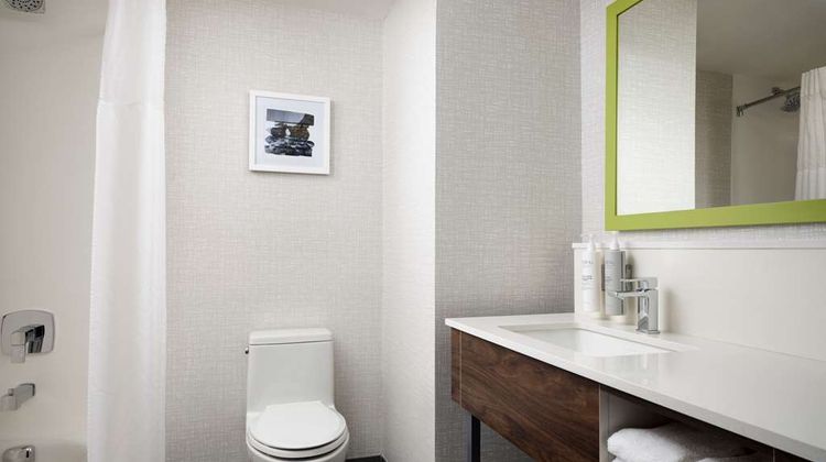 Hampton Inn San Diego/Del Mar Room