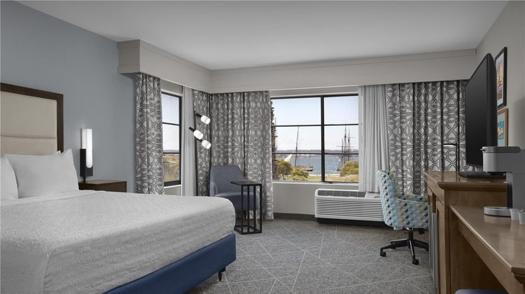 Hampton Inn by Hilton Downtown Room