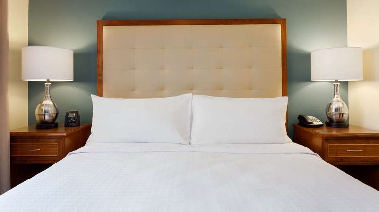 <b>Homewood Suites by Hilton Suite</b>. Images powered by <a href="https://iceportal.shijigroup.com/" title="IcePortal" target="_blank">IcePortal</a>.