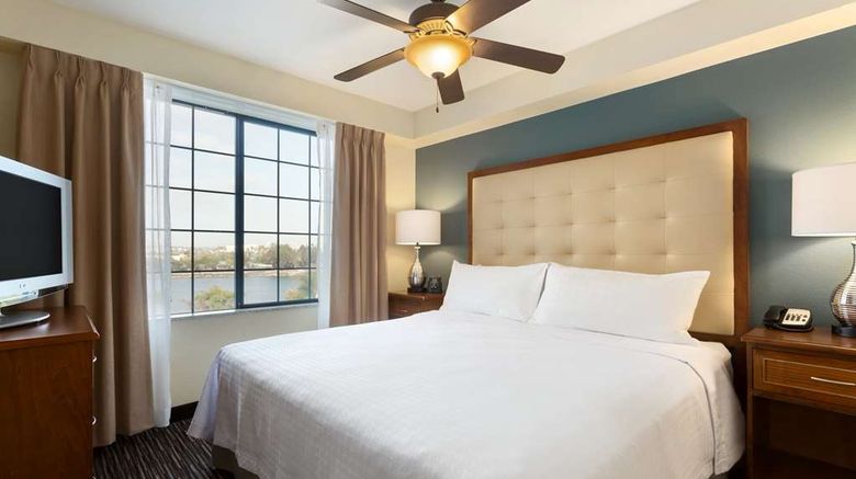 <b>Homewood Suites by Hilton Suite</b>. Images powered by <a href="https://iceportal.shijigroup.com/" title="IcePortal" target="_blank">IcePortal</a>.