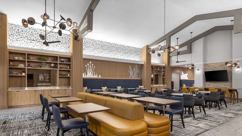 <b>Homewood Suites by Hilton Restaurant</b>. Images powered by <a href="https://iceportal.shijigroup.com/" title="IcePortal" target="_blank">IcePortal</a>.