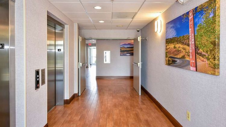 Hampton Inn & Suites Pittsburg Lobby