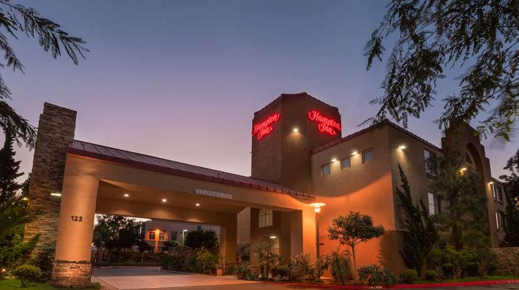 Hampton Inn San Marcos Lobby