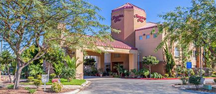 Hampton Inn San Marcos Exterior