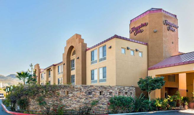 Hampton Inn San Marcos Exterior