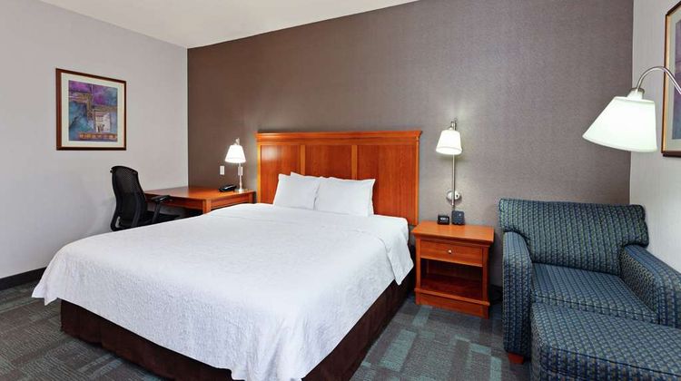 Hampton Inn San Marcos Room