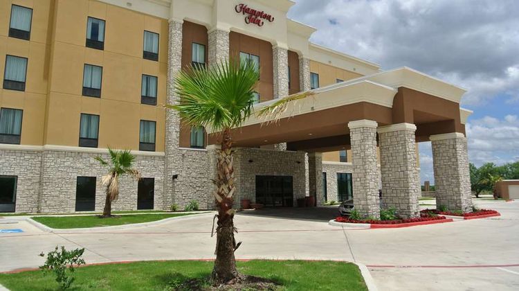 Hampton Inn Carrizo Springs Exterior