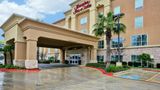 Hampton Inn & Suites Northeast I-35 Exterior