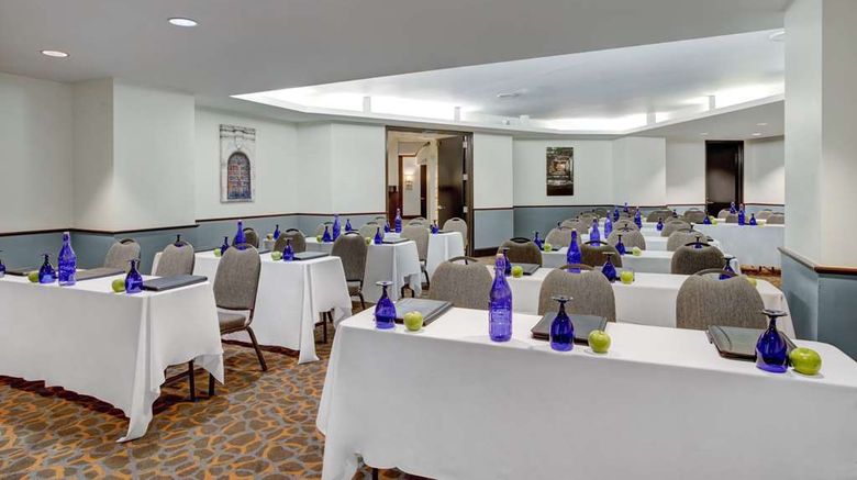 <b>Emily Morgan Hotel DoubleTree by Hilton Meeting</b>. Images powered by <a href="https://iceportal.shijigroup.com/" title="IcePortal" target="_blank">IcePortal</a>.