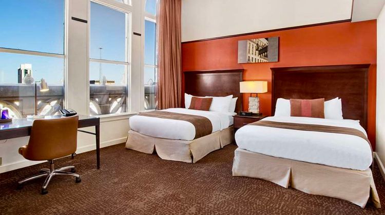 Emily Morgan Hotel DoubleTree by Hilton Room