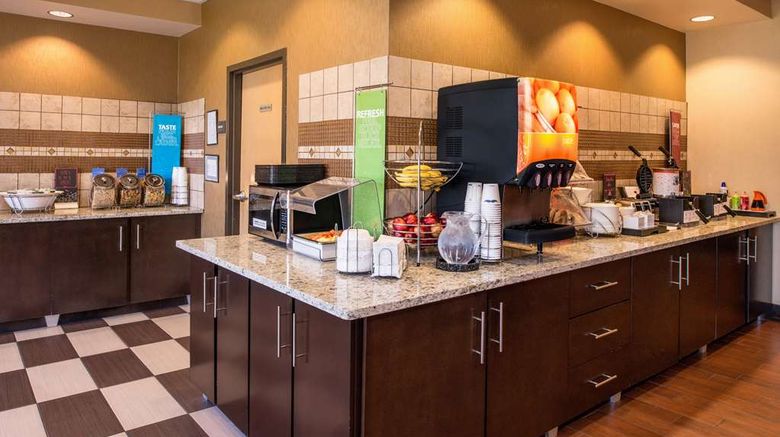 <b>Hampton Inn San Antonio Stone Oak Restaurant</b>. Images powered by <a href="https://iceportal.shijigroup.com/" title="IcePortal" target="_blank">IcePortal</a>.