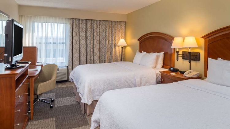 Hampton Inn San Antonio Stone Oak Room