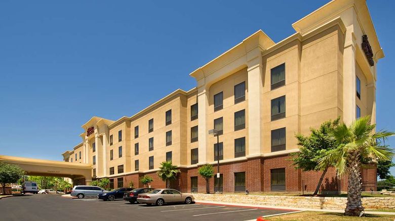 <b>Hampton Inn & Suites San Antonio-Airport Exterior</b>. Images powered by <a href="https://iceportal.shijigroup.com/" title="IcePortal" target="_blank">IcePortal</a>.