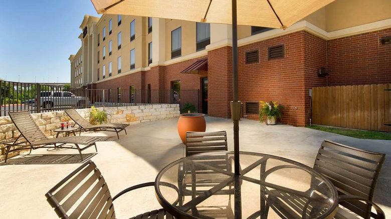 <b>Hampton Inn & Suites San Antonio-Airport Exterior</b>. Images powered by <a href="https://iceportal.shijigroup.com/" title="IcePortal" target="_blank">IcePortal</a>.