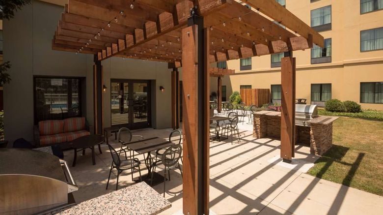 <b>Homewood Suites by Hilton San Antonio N Recreation</b>. Images powered by <a href="https://iceportal.shijigroup.com/" title="IcePortal" target="_blank">IcePortal</a>.