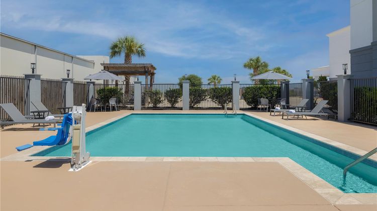 Hampton Inn Pleasanton Pool