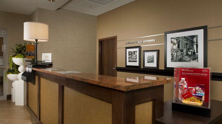 Hampton Inn & Suites Downtown/Market Sq Lobby