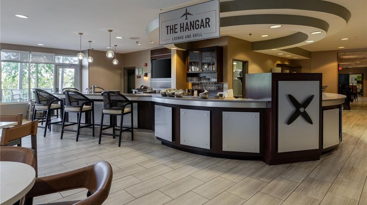 DoubleTree by Hilton Savannah Airport Restaurant