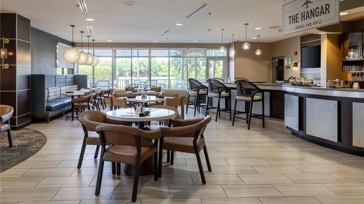 DoubleTree by Hilton Savannah Airport Restaurant