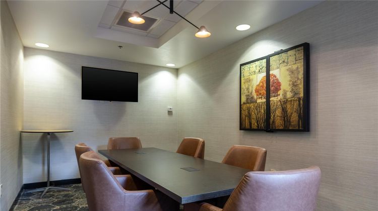 DoubleTree by Hilton Savannah Airport Meeting
