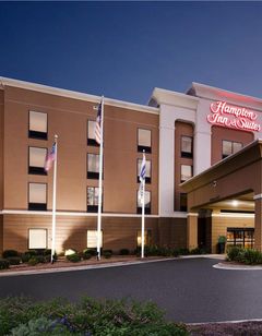 Hampton Inn & Suites Savannah-Airport