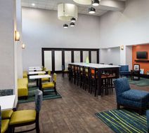 Hampton Inn I-95 South - Gateway Lobby