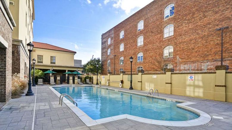 <b>Hampton Inn & Suites Historic District Pool</b>. Images powered by <a href="https://iceportal.shijigroup.com/" title="IcePortal" target="_blank">IcePortal</a>.