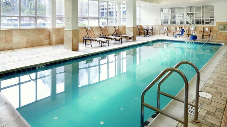 <b>Hampton Inn & Suites Savannah/Midtown Pool</b>. Images powered by <a href="https://iceportal.shijigroup.com/" title="IcePortal" target="_blank">IcePortal</a>.