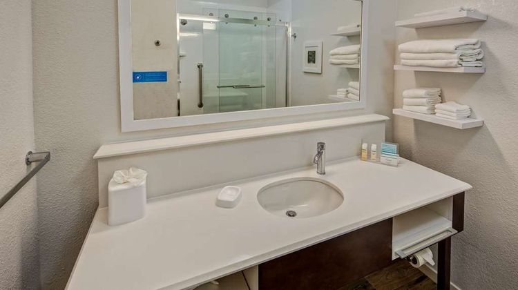 Hampton Inn Savannah - I-95 North Room