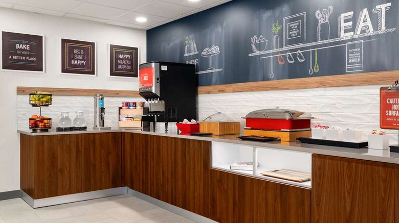 <b>Hampton Inn Sturbridge Restaurant</b>. Images powered by <a href="https://iceportal.shijigroup.com/" title="IcePortal" target="_blank">IcePortal</a>.