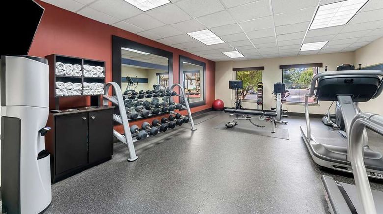 <b>Hampton Inn Stroudsburg/Poconos Health</b>. Images powered by <a href="https://iceportal.shijigroup.com/" title="IcePortal" target="_blank">IcePortal</a>.