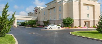 Hampton Inn Goshen Exterior