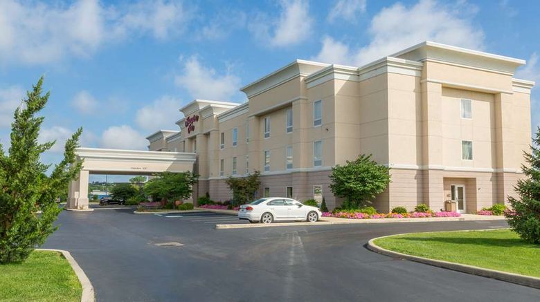 <b>Hampton Inn Goshen Exterior</b>. Images powered by <a href="https://iceportal.shijigroup.com/" title="IcePortal" target="_blank">IcePortal</a>.
