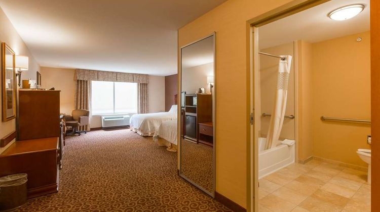 Hampton Inn Goshen Room