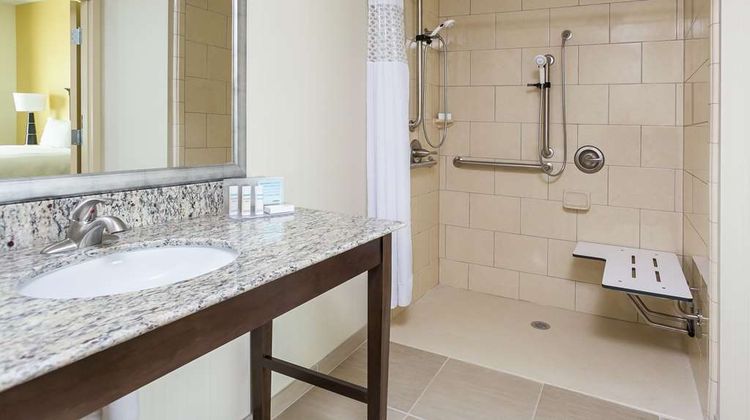 Hampton Inn & Suites, San Bernardino Room