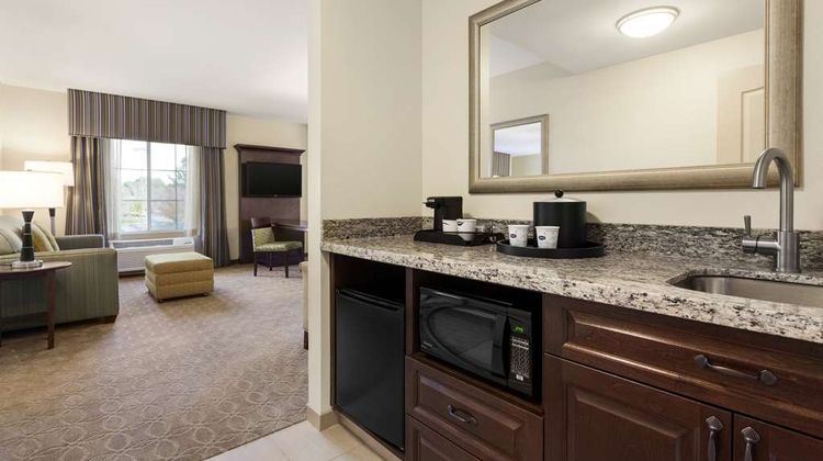Hampton Inn & Suites, San Bernardino Room