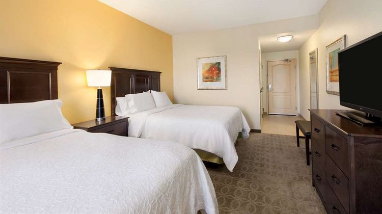 Hampton Inn & Suites, San Bernardino Room