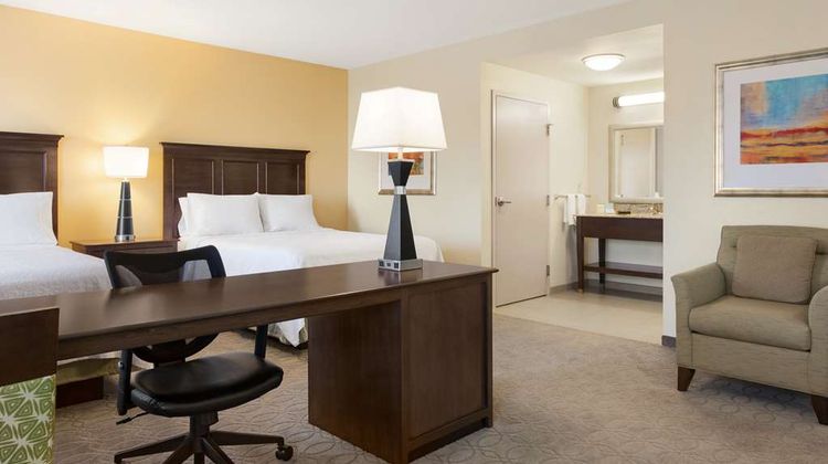 Hampton Inn & Suites, San Bernardino Room