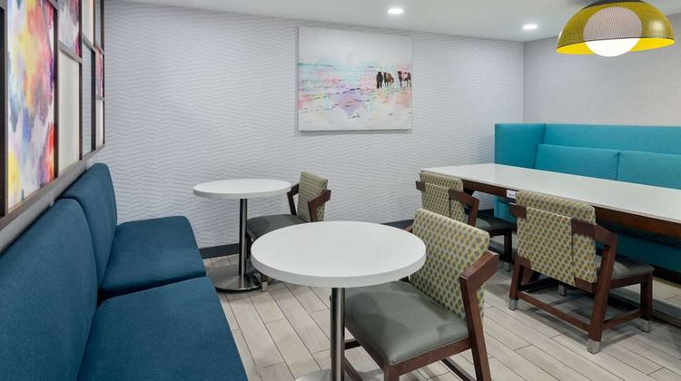 Hampton Inn Salisbury Restaurant