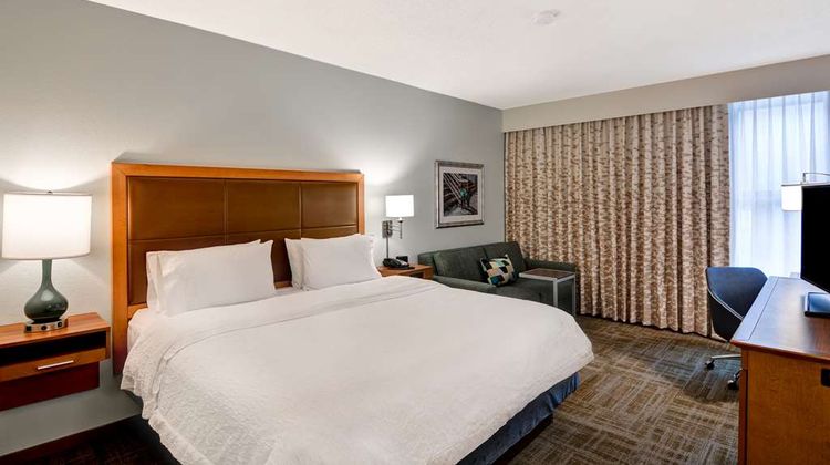 Hampton Inn State College Room