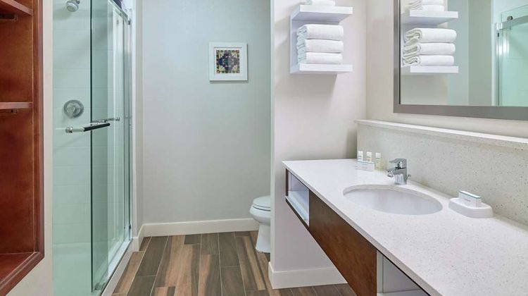 Hampton Inn & Suites Schertz Room