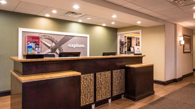 <b>Hampton Inn & Suites Schertz Lobby</b>. Images powered by <a href="https://iceportal.shijigroup.com/" title="IcePortal" target="_blank">IcePortal</a>.