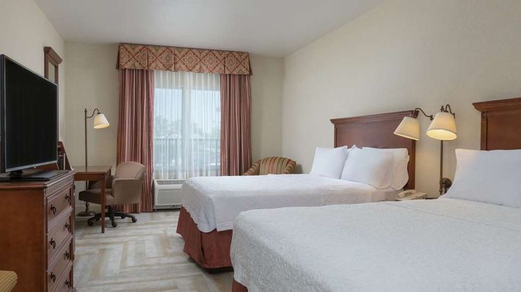 Hampton Inn & Suites Lodi Room