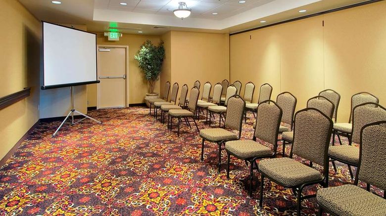 <b>Hampton Inn & Suites Lodi Meeting</b>. Images powered by <a href="https://iceportal.shijigroup.com/" title="IcePortal" target="_blank">IcePortal</a>.
