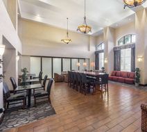 Hampton Inn & Suites Lodi Lobby