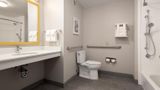 <b>Hampton Inn & Suites Manteca Room</b>. Images powered by <a href="https://iceportal.shijigroup.com/" title="IcePortal" target="_blank">IcePortal</a>.
