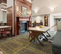 Hampton Inn & Suites Scottsburg Lobby